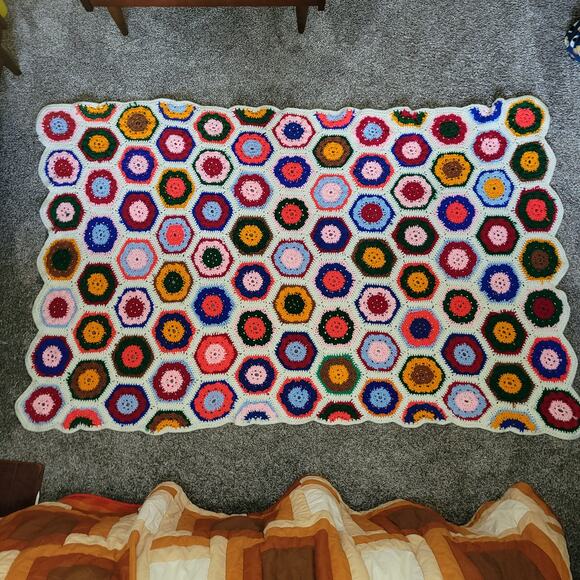 Handmade Crochet Hexagon Blanket 44" x 74" - Picture 5 of 7
